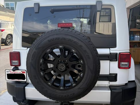 Used 2012 Jeep Wrangler Sahara w/ Connectivity Group image 4