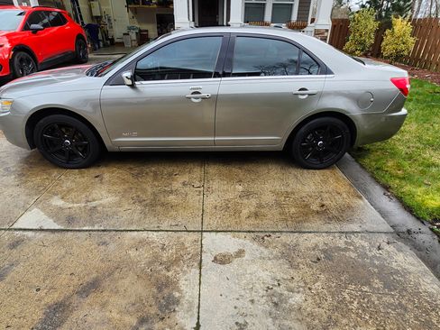 Used 2008 Lincoln MKZ AWD image 1