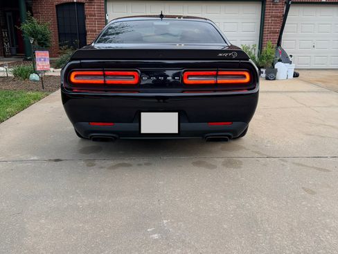 Used 2023 Dodge Challenger SRT Hellcat image 6