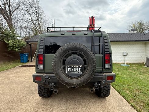 Used 2006 HUMMER H2 image 2
