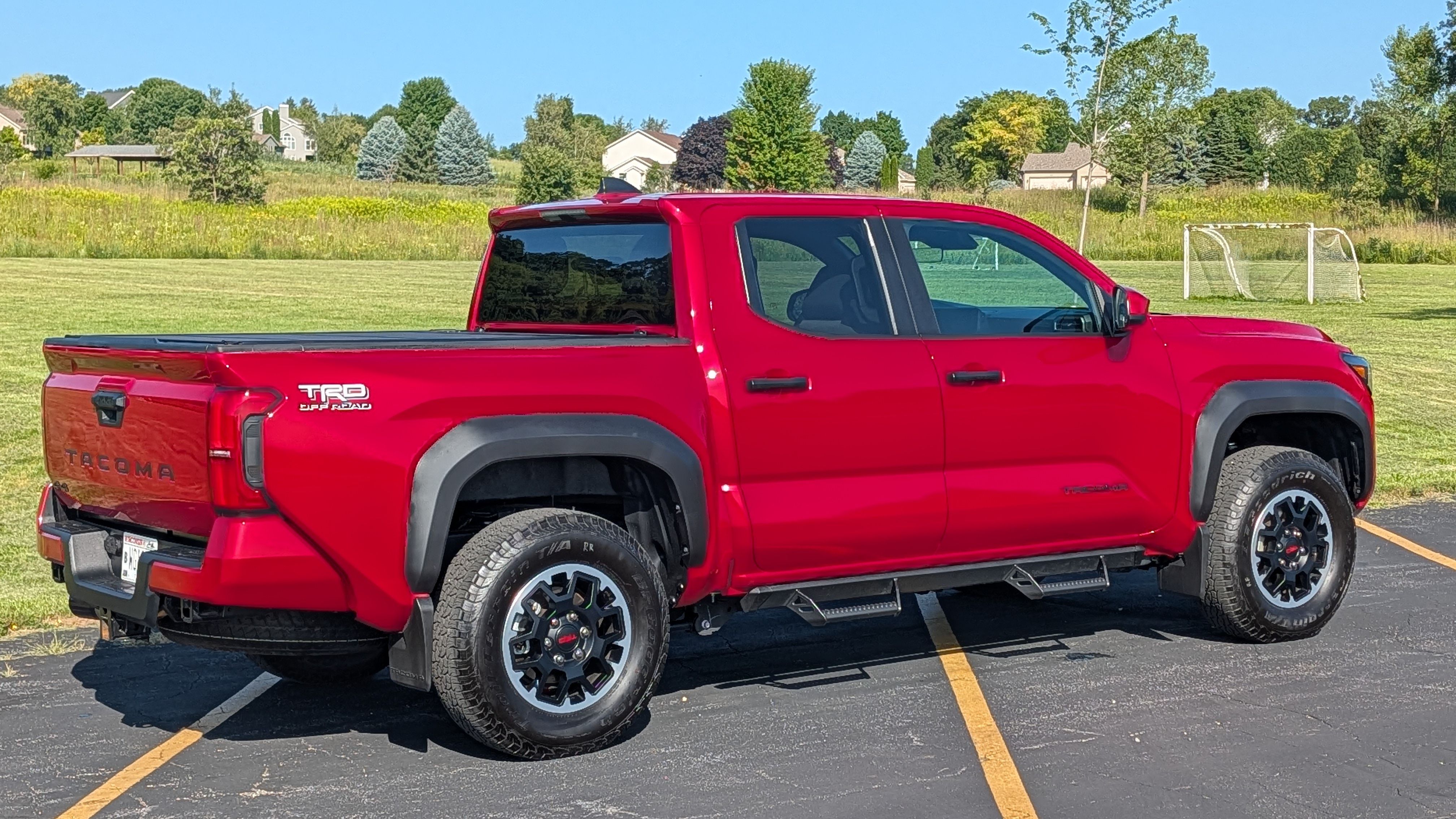 Used 2025 Toyota Tacoma TRD Off-Road AWD/4WD image 8