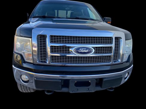 Used 2010 Ford F150 Lariat image 5