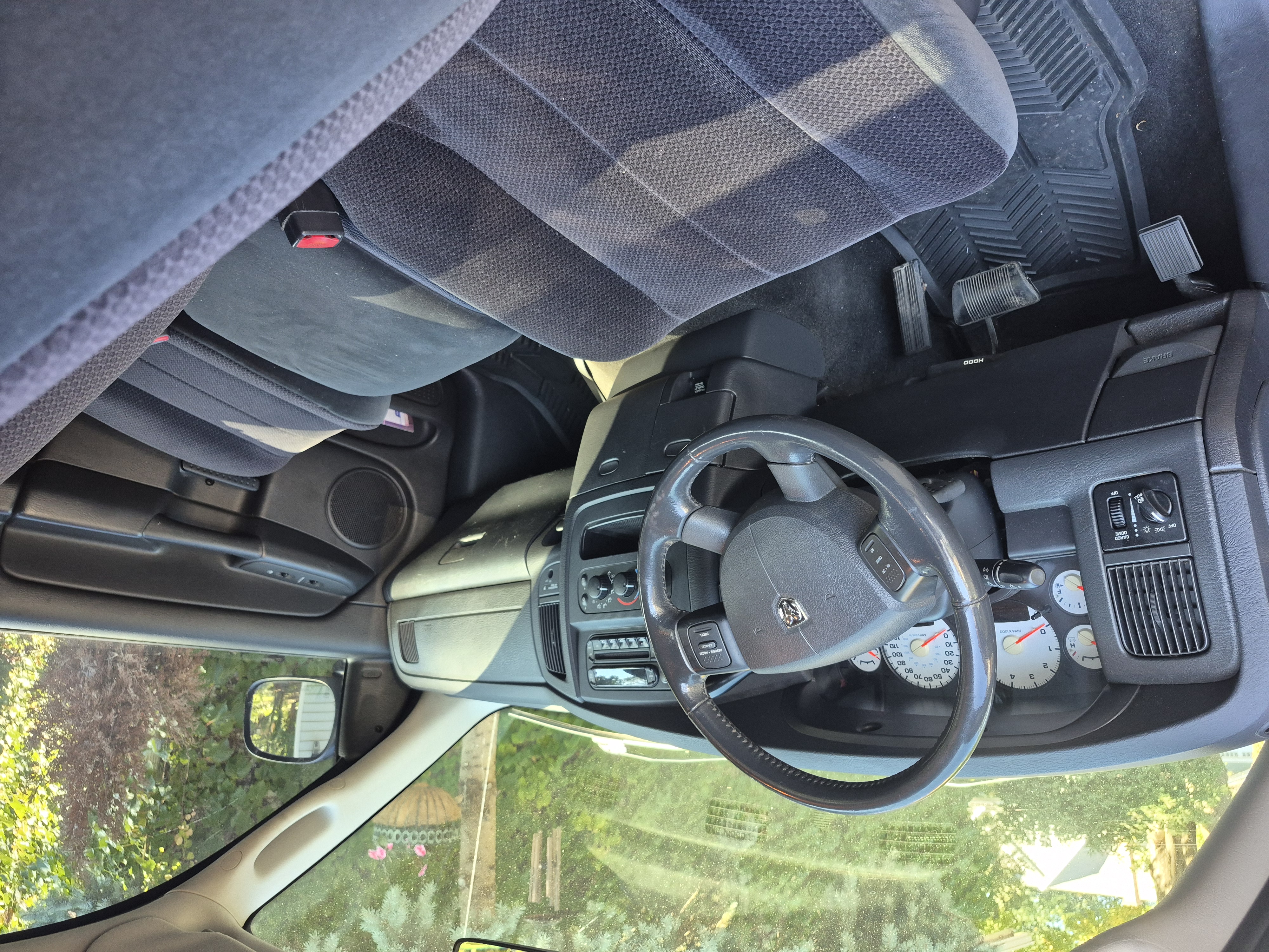 Used 2005 Dodge Ram 1500 Truck SLT RWD image 9