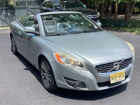 Used 2013 Volvo C70 T5 FWD image 4
