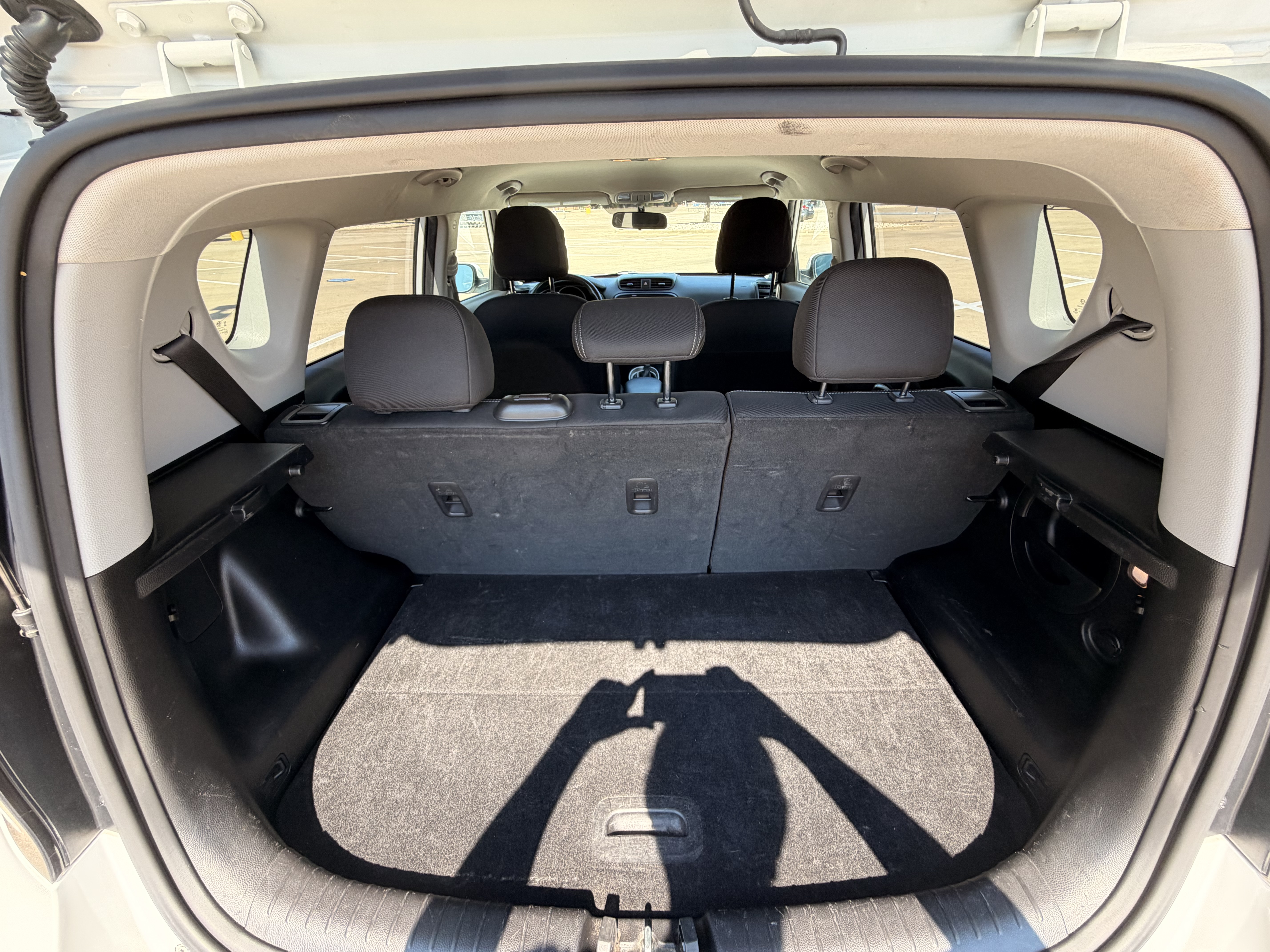 Used 2018 Kia Soul + FWD image 13