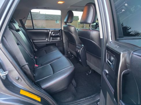 Used 2022 Toyota 4Runner TRD Off-Road Premium w/ Moonroof Package image 12