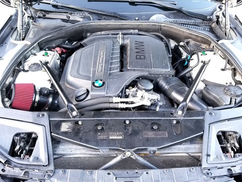 Used 2011 BMW 535i Sedan image 25