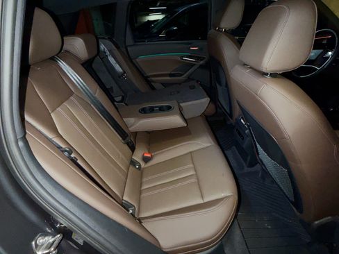 Used 2025 Audi Q6 e-tron Prestige AWD/4WD image 15