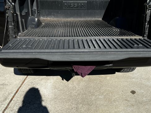 Used 2004 Nissan Titan XE image 16