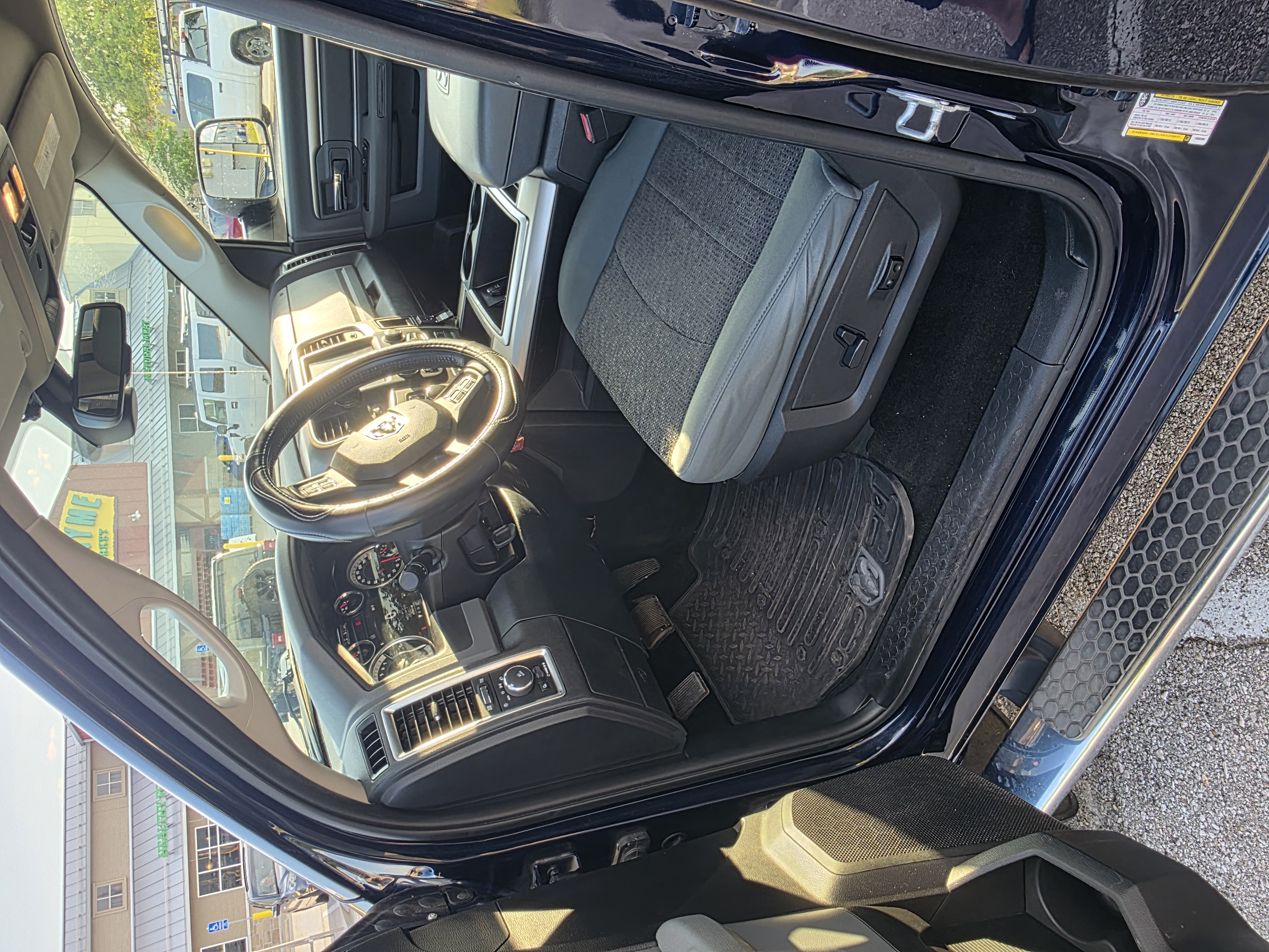 Used 2015 RAM 1500 Outdoorsman AWD/4WD image 13