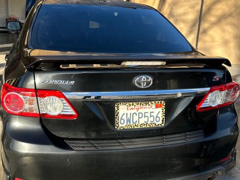 Used 2012 Toyota Corolla S FWD image 17
