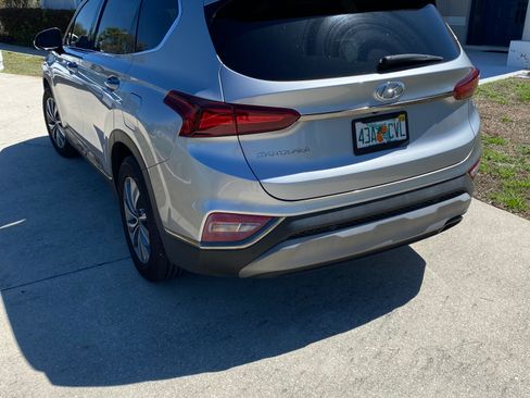 Used 2020 Hyundai Santa Fe Limited w/ Cargo Package image 4