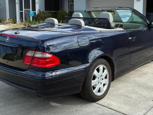 Used 2003 Mercedes-Benz CLK 320 Cabriolet image 5