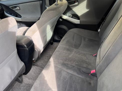 Used 2015 Toyota Prius Two image 8