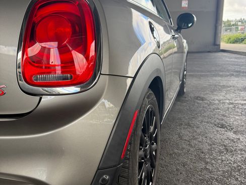 Used 2017 MINI Cooper S FWD image 10