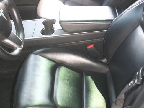 Used 2020 Tesla Model 3 Long Range image 6