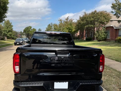 Used 2020 GMC Sierra 1500 Elevation image 9