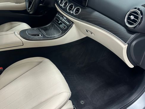 Used 2021 Mercedes-Benz E 450 4MATIC Sedan image 9