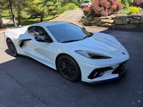 Used 2024 Chevrolet Corvette Stingray Preferred Cpe w/ Z51 Performance Package RWD image 8