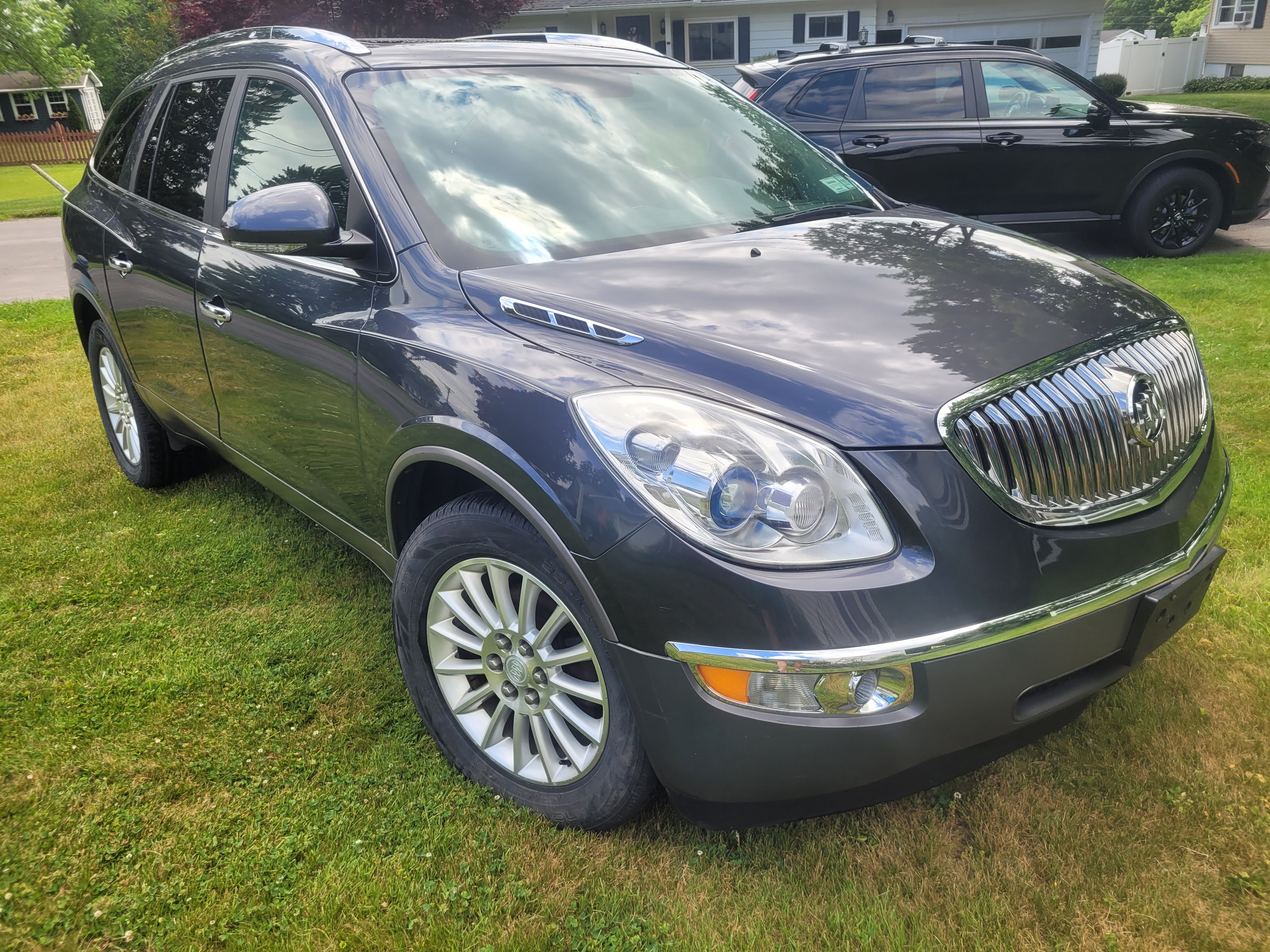 Used 2012 Buick Enclave Leather AWD/4WD image 12