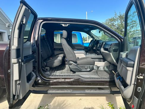 Used 2018 Ford F150 XL w/ Equipment Group 101A Mid RWD image 17
