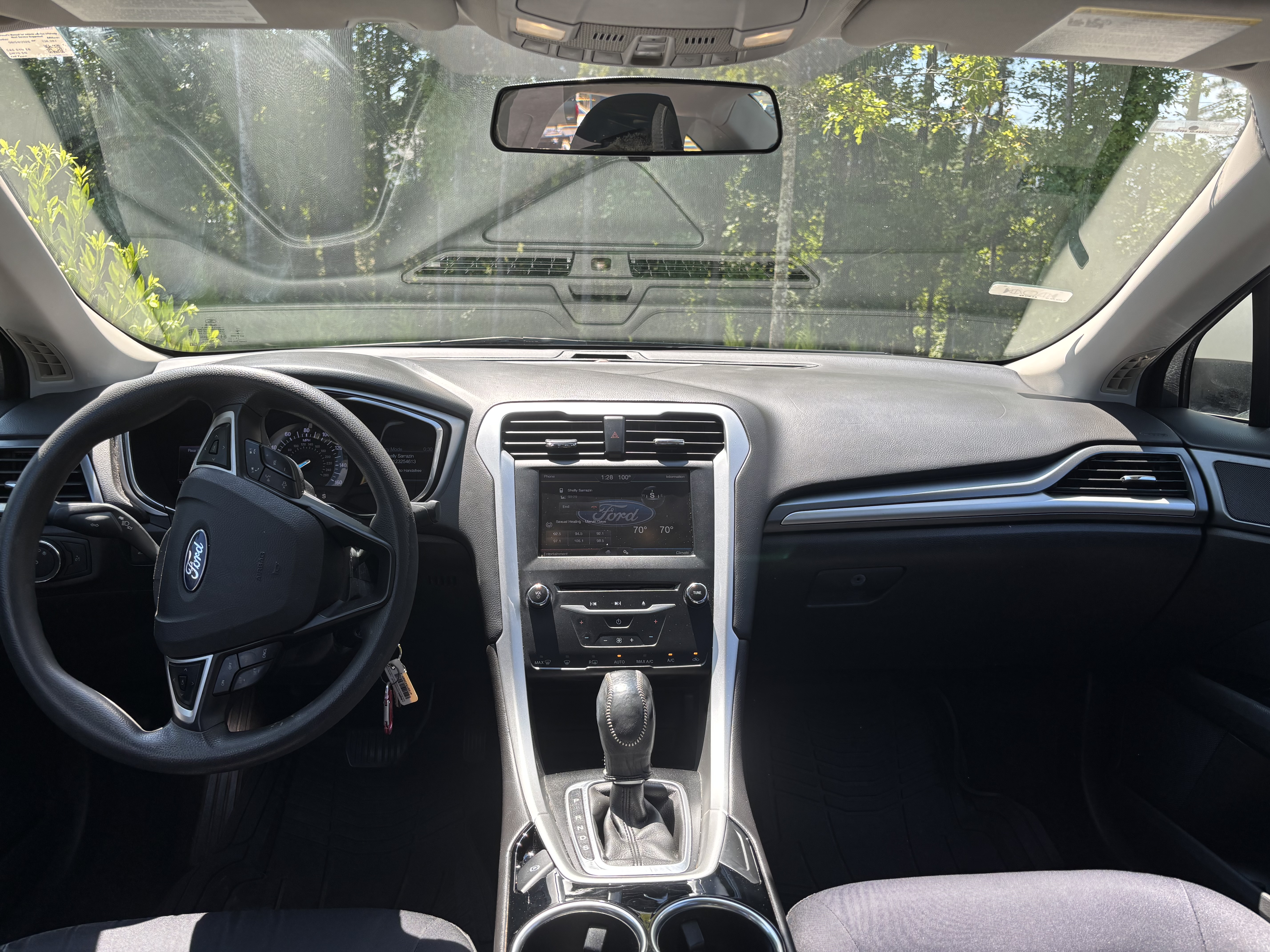 Used 2014 Ford Fusion SE FWD image 13