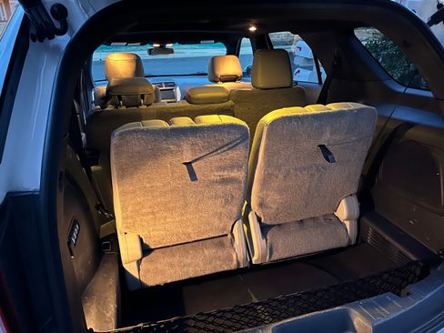 Used 2015 Ford Explorer Limited w/ Equipment Group 302A image 8