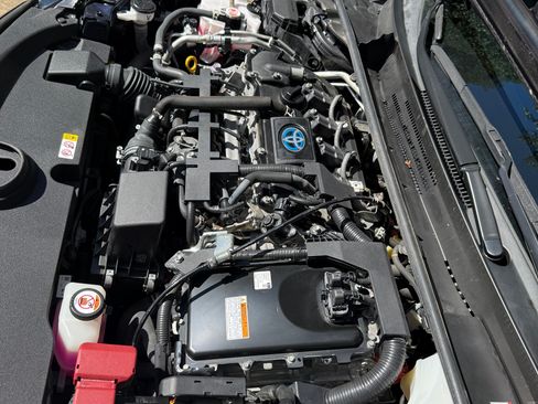 Used 2022 Toyota Corolla LE FWD image 17