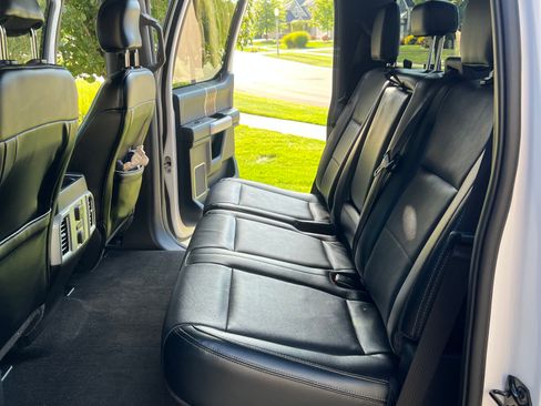 Used 2015 Ford F150 Lariat w/ Equipment Group 502A Luxury image 14