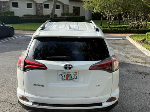 Used 2016 Toyota RAV4 LE FWD image 14