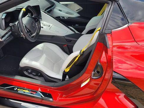 Used 2021 Chevrolet Corvette Stingray Preferred Conv image 4