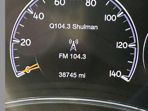 Used 2018 Jeep Grand Cherokee Limited image 5