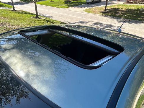 Used 2010 Honda Crosstour EX-L image 11