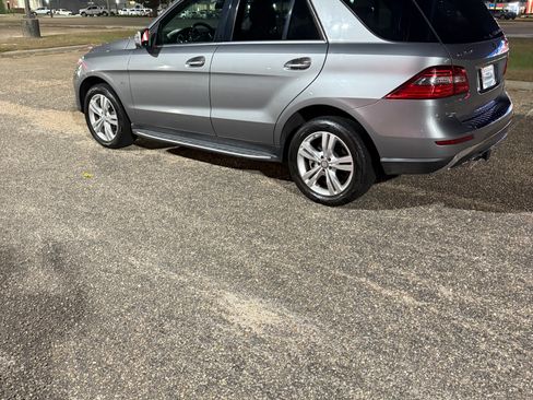 Used 2012 Mercedes-Benz ML 350 4MATIC image 4
