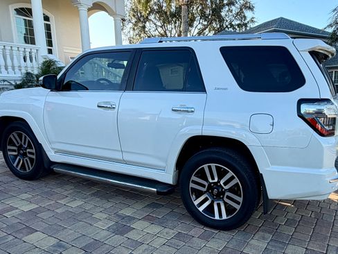 Used 2018 Toyota 4Runner Limited image 2