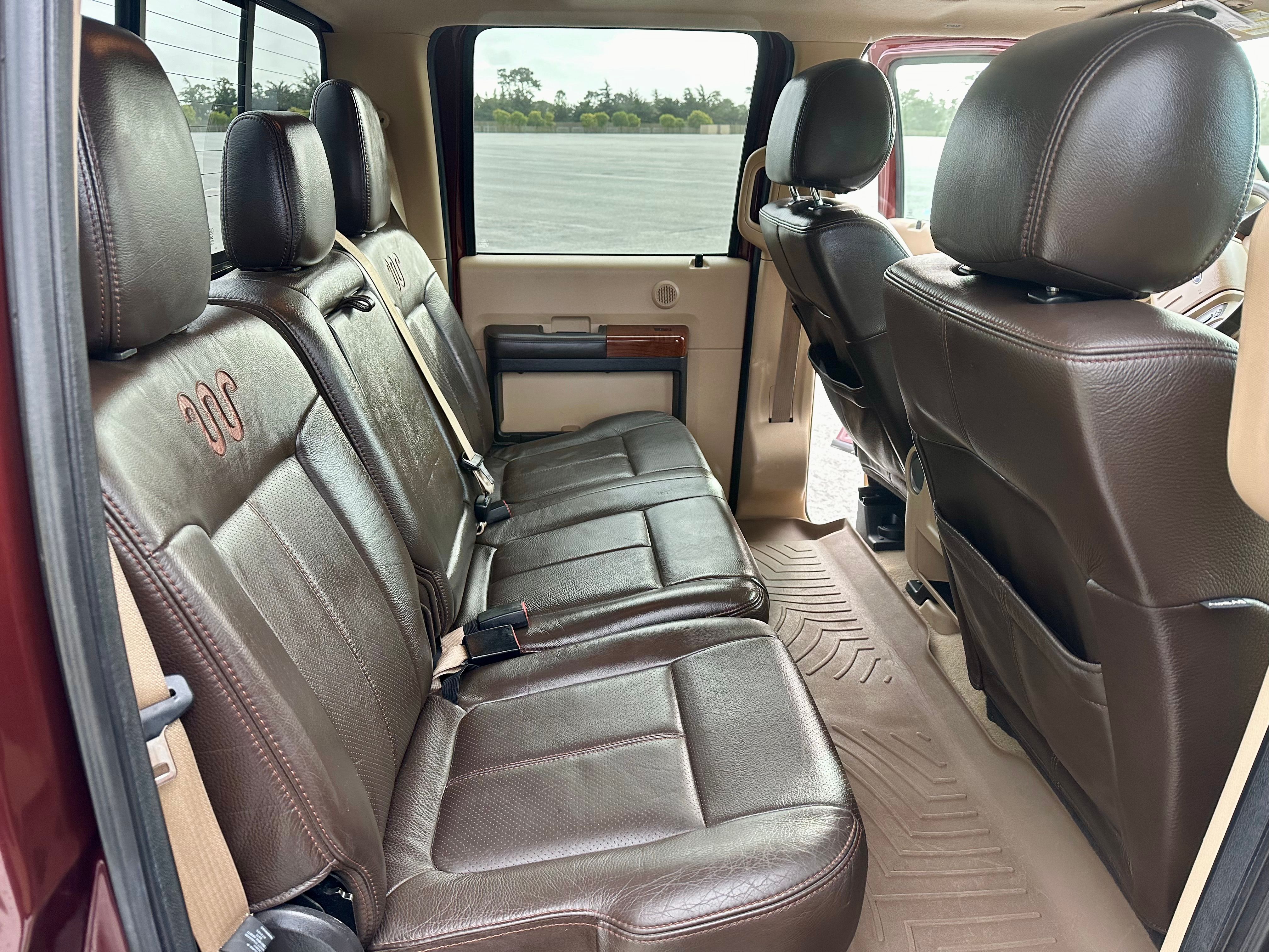 Used 2016 Ford F250 King Ranch w/ FX4 Off-Road Package AWD/4WD image 16