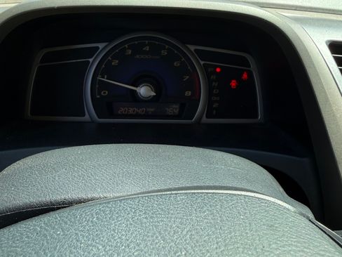 Used 2006 Honda Civic LX image 2