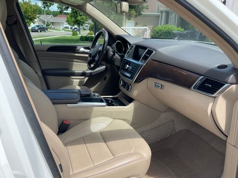 Used 2014 Mercedes-Benz ML 350 4MATIC image 4