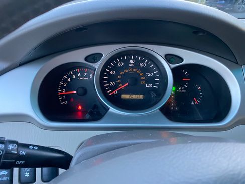 Used 2007 Toyota Highlander Limited image 17