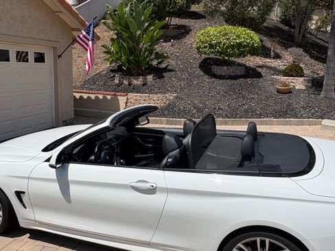 Used 2017 BMW 430i Convertible RWD image 1