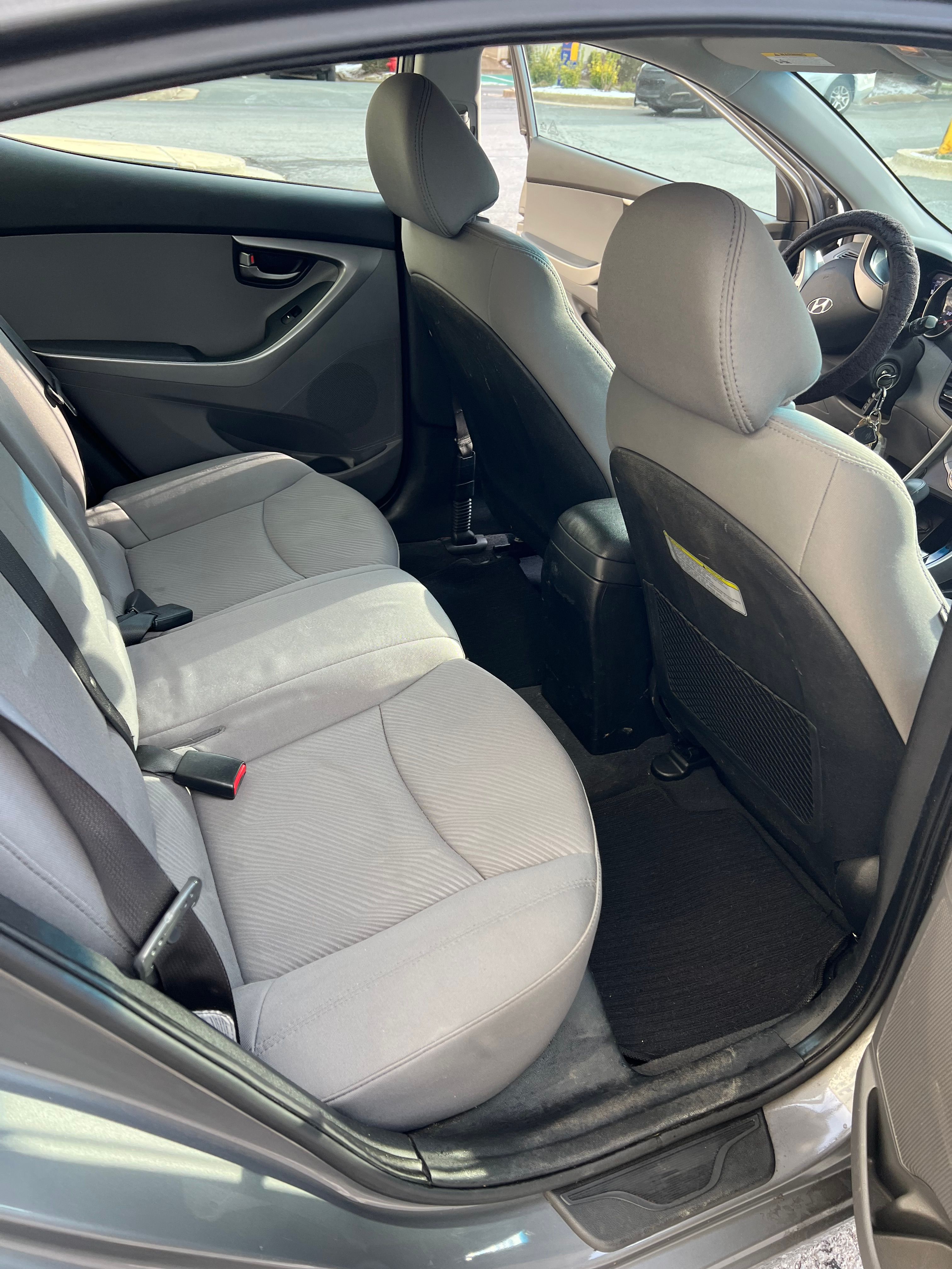 Used 2013 Hyundai Elantra GLS FWD image 13
