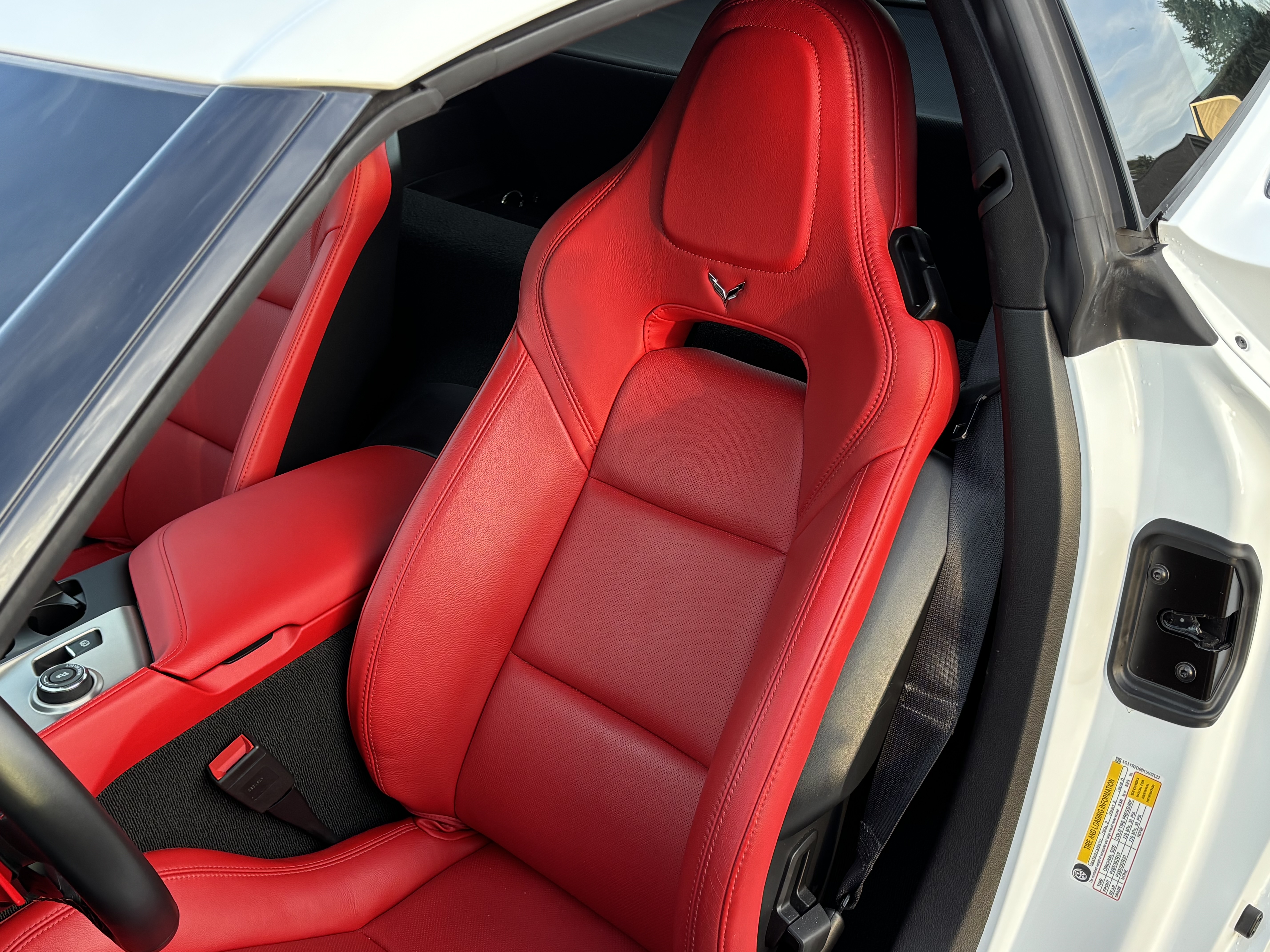 Used 2019 Chevrolet Corvette Z06 RWD image 24