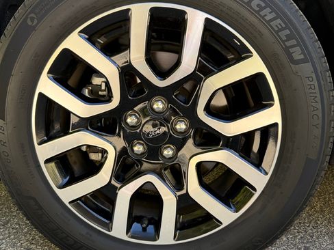 Used 2024 Ford Maverick Lariat FWD image 14