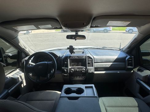 Used 2022 Ford F250 XLT AWD/4WD image 9