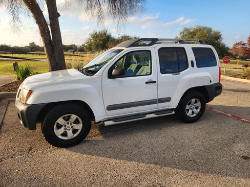 Used 2011 Nissan Xterra S image 8