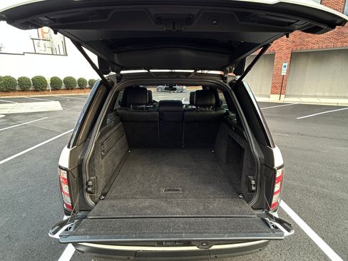 Used 2016 Land Rover Range Rover HSE image 21