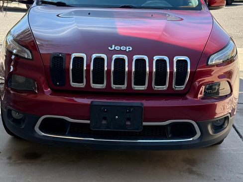 Used 2016 Jeep Cherokee Limited FWD image 4