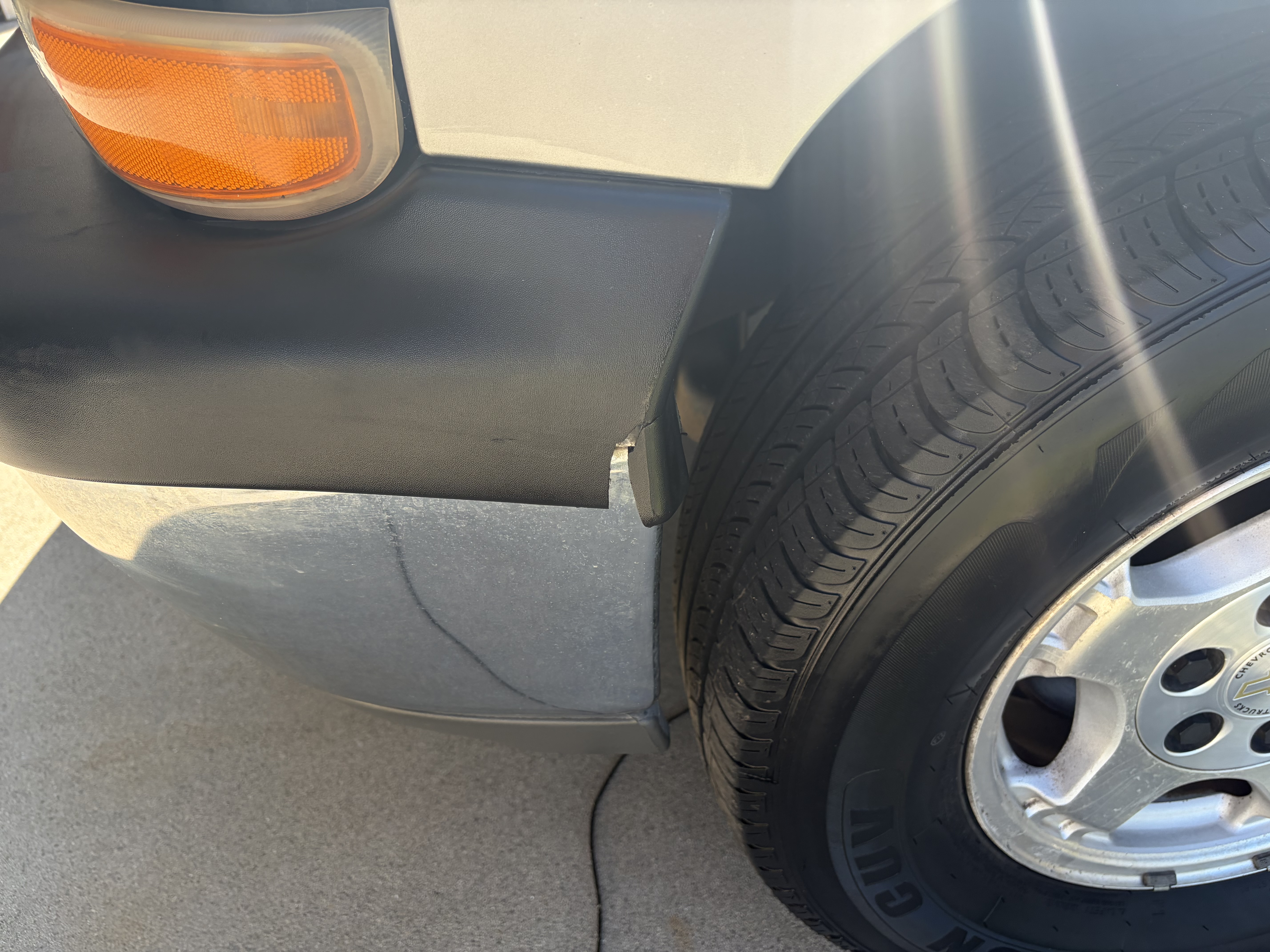 Used 2001 Chevrolet Silverado 1500 LS w/ Firm Ride Suspension Pkg RWD image 15