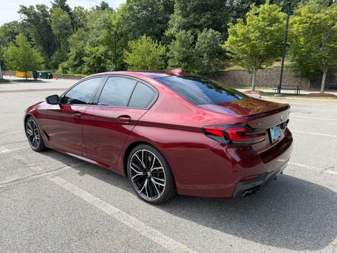 Used 2021 BMW M550i xDrive w/ Executive Package AWD/4WD image 4