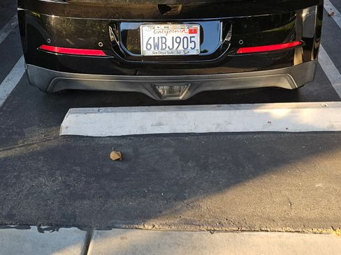 Used 2012 Chevrolet Volt Premium w/ Premium Trim Package image 2